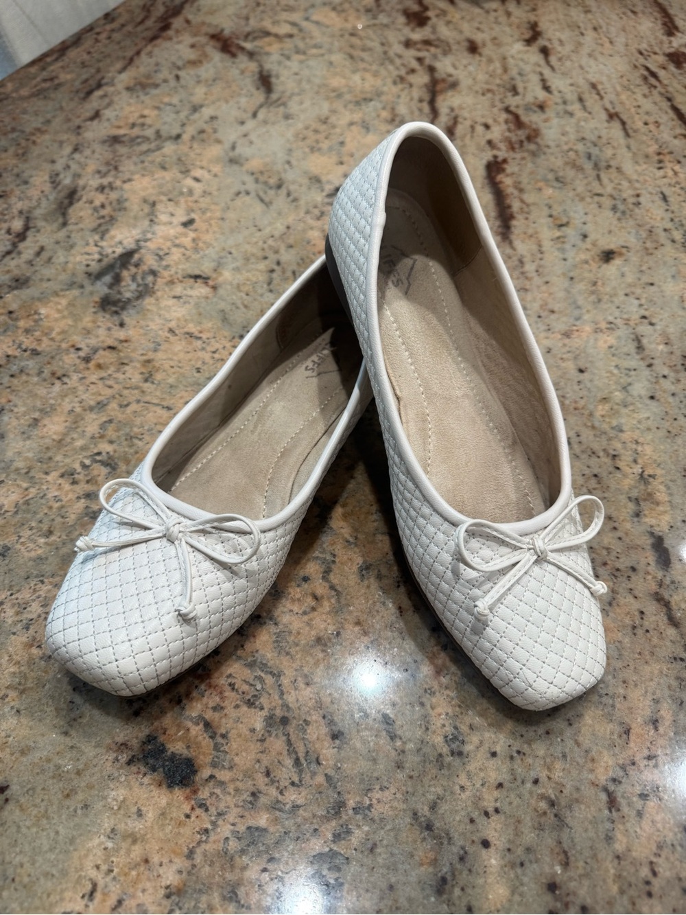 Off-White / Cream Color Quilted Ballet Flats - Women's Slip-On Size 9.5